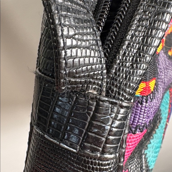 Colorful Patterned Crossbody Bag - Picture 8 of 13